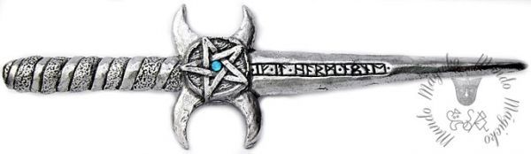 Athame Triluna